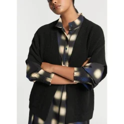 Drop shoulder gilet