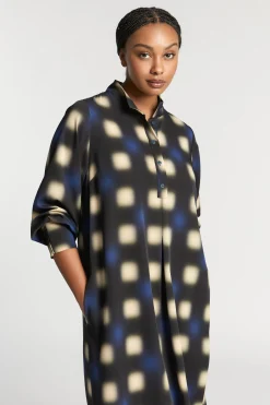 Lange jurk met blurred print