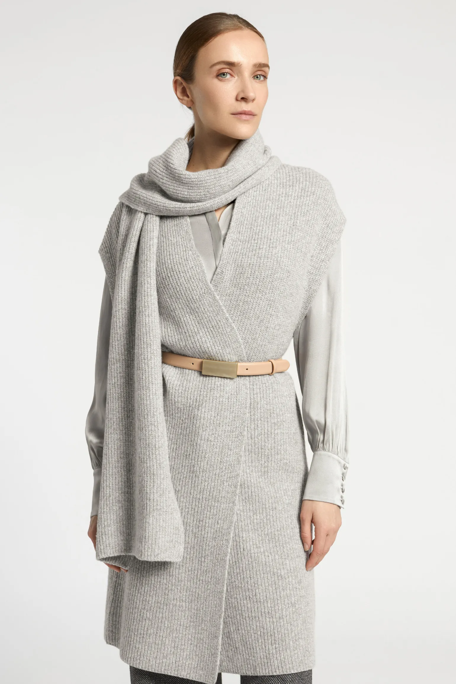Lange mouwloze cardigan