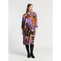 Middellange jurk met bloemenprint