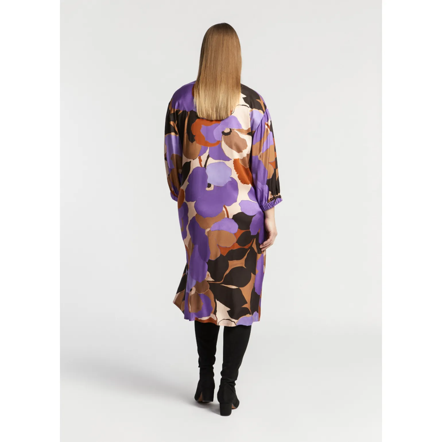 Middellange jurk met bloemenprint