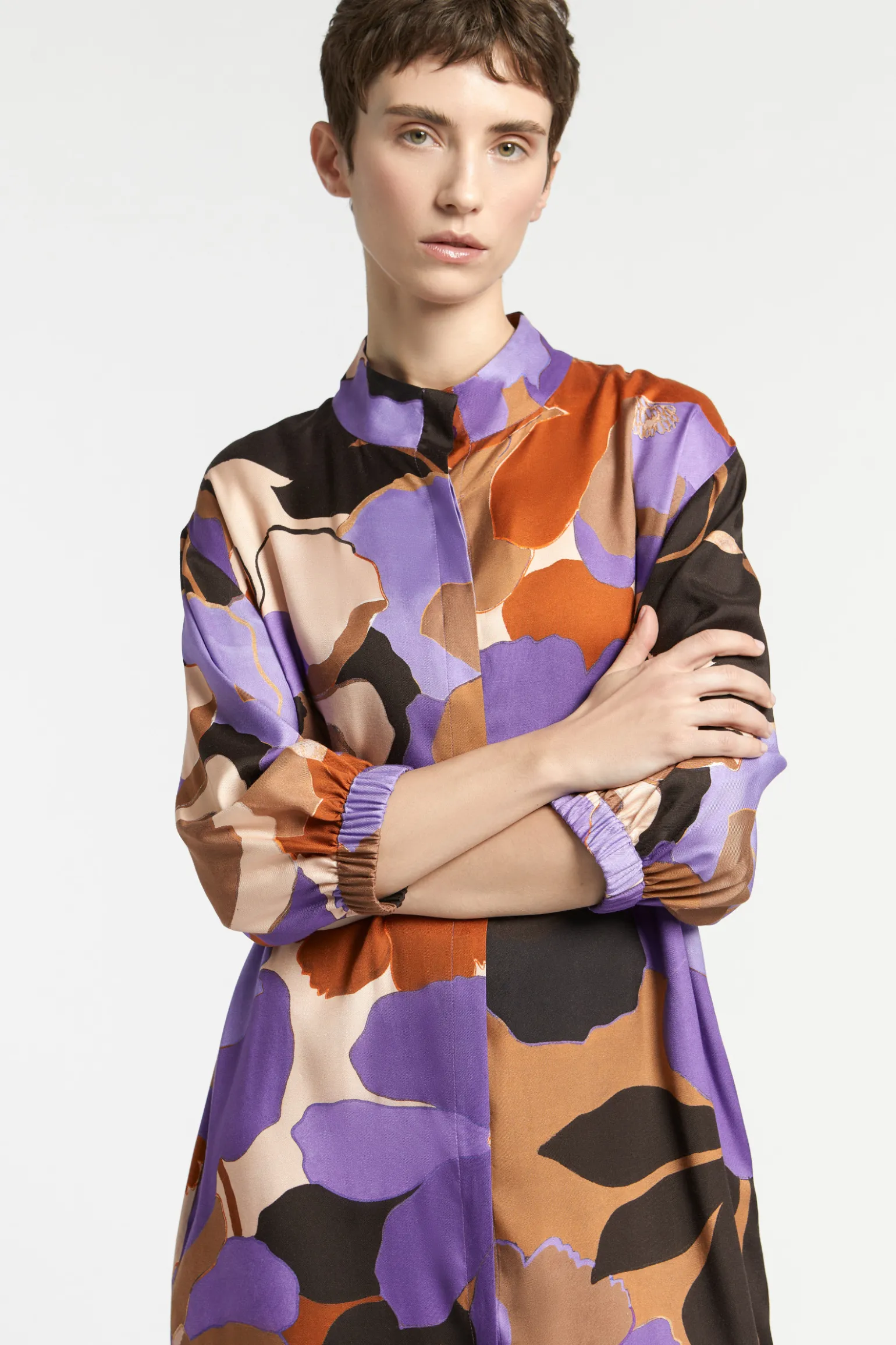 Middellange jurk met bloemenprint