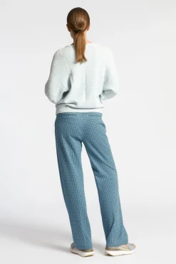 Pull met ingebreide ruit