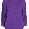 Pull met lurex en fantasiesteek