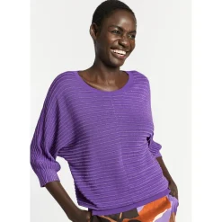 Pull met lurex en fantasiesteek