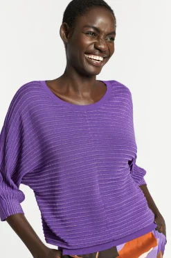 Pull met lurex en fantasiesteek