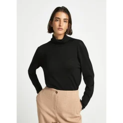 Pull met rolkraag
