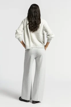 Pull met subtiele pailletten
