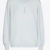 Pull met twist aan de hals