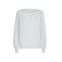 Pull met twist aan de hals