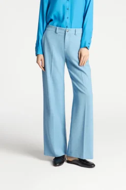 Tijdloze broek met wijde pijpen