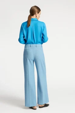 Tijdloze broek met wijde pijpen