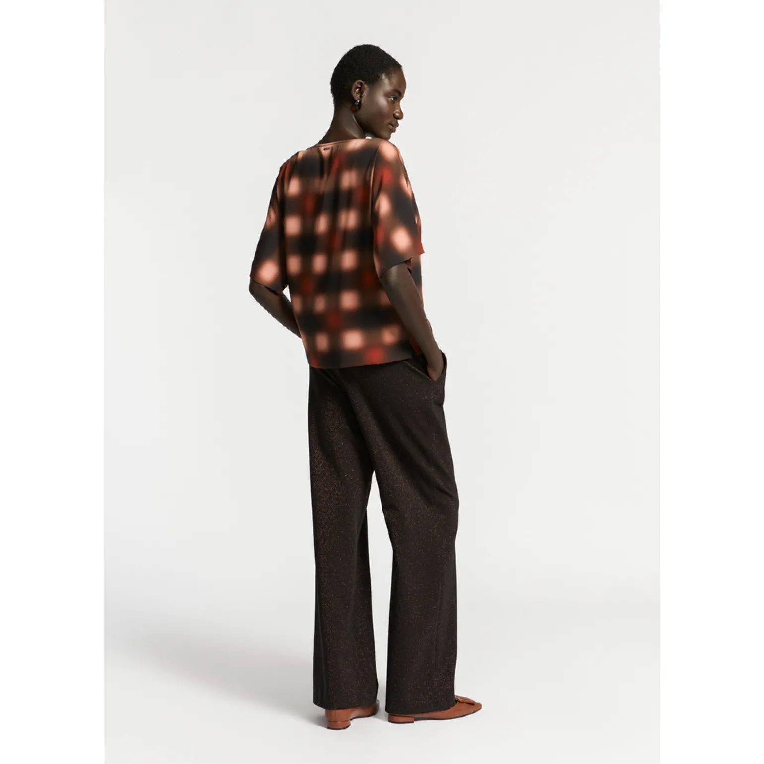 Top met blurred print