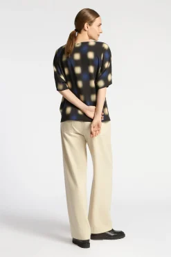Top met blurred print