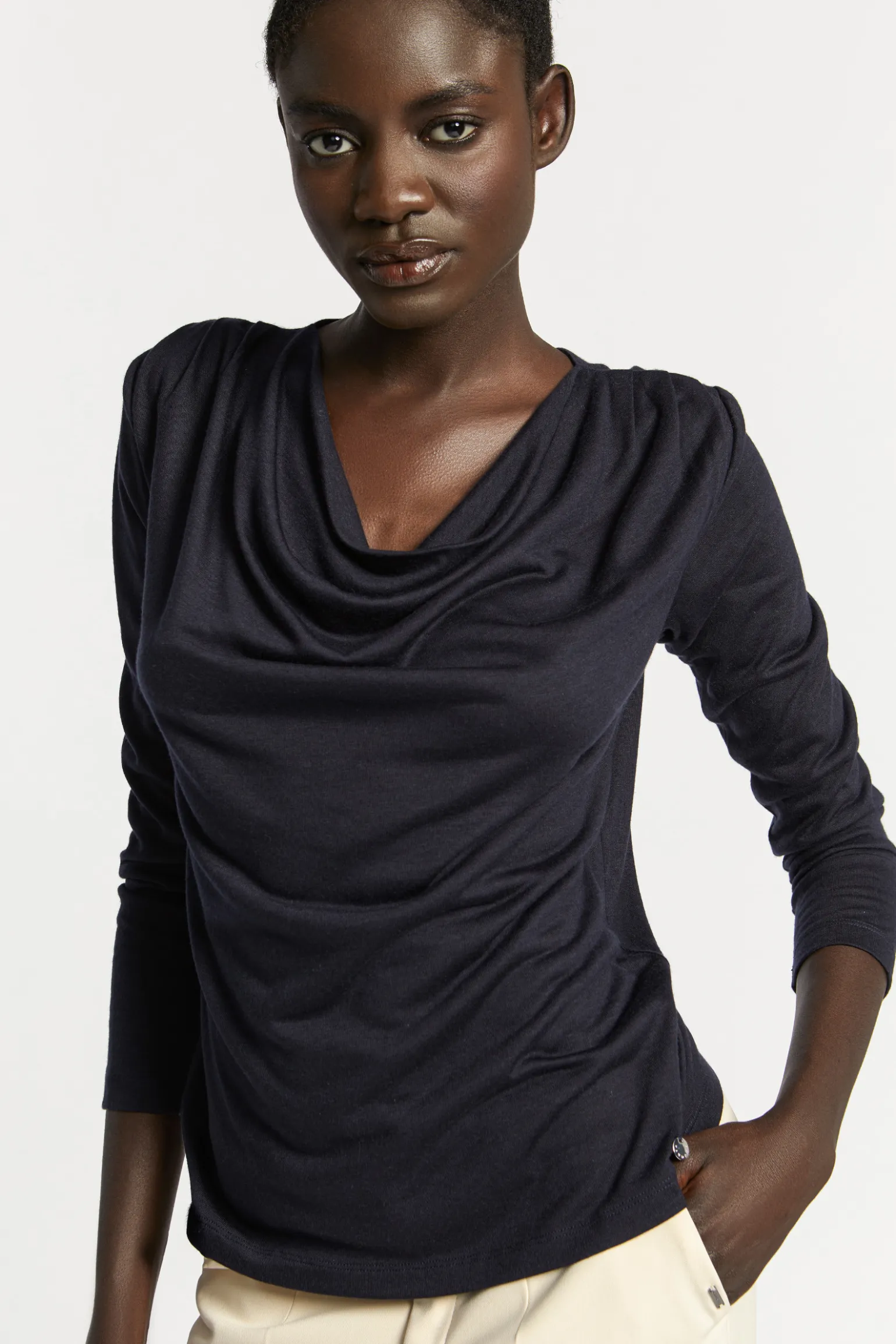 T-shirt met gedrapeerde hals
