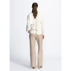 Witte cashmere trui met V-hals
