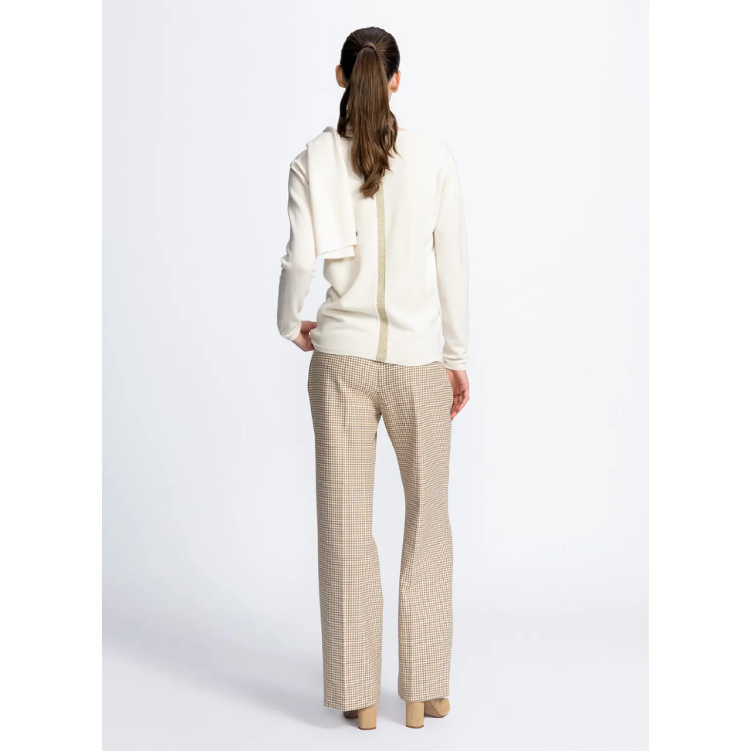 Witte cashmere trui met V-hals