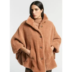Zachte poncho in teddystof